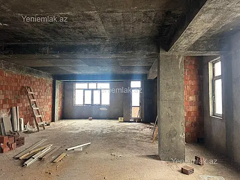 Satılır 3 otaqlı yeni tikili 125 m²