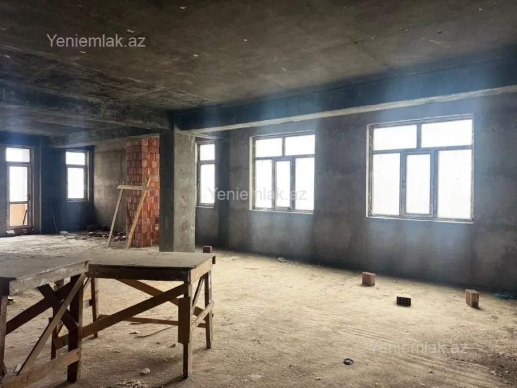 Satılır 3 otaqlı yeni tikili 125 m²