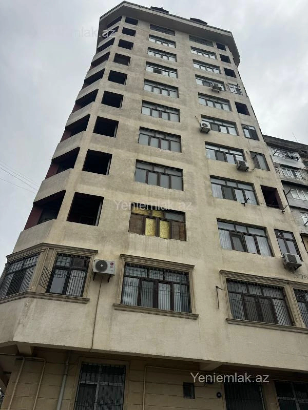 Satılır 3 otaqlı yeni tikili 125 m²