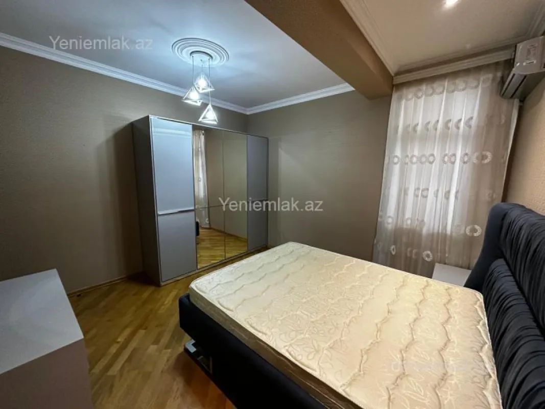 Satılır 3 otaqlı yeni tikili 145 m²