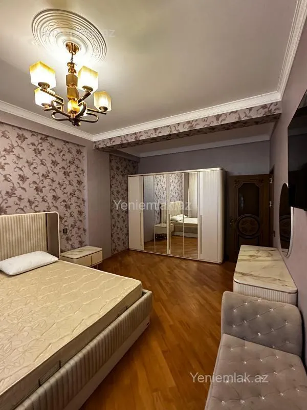Satılır 3 otaqlı yeni tikili 145 m²