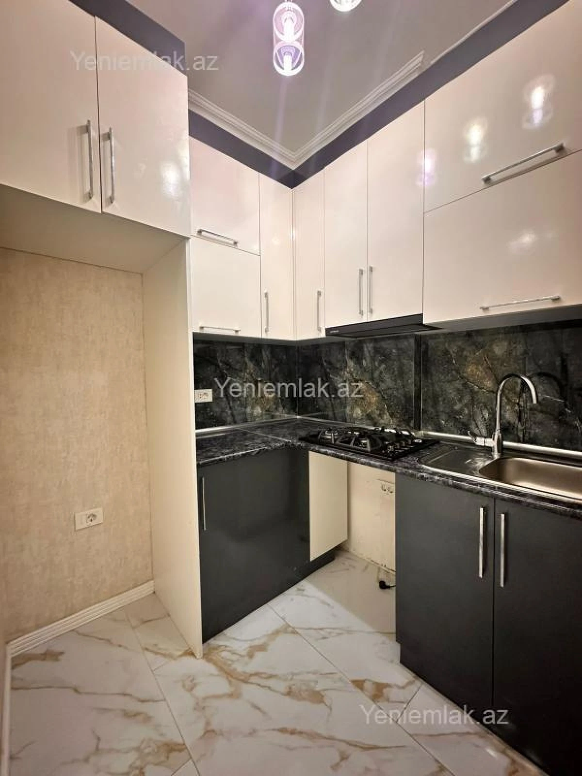 Satılır 1 otaqlı yeni tikili 52 m²