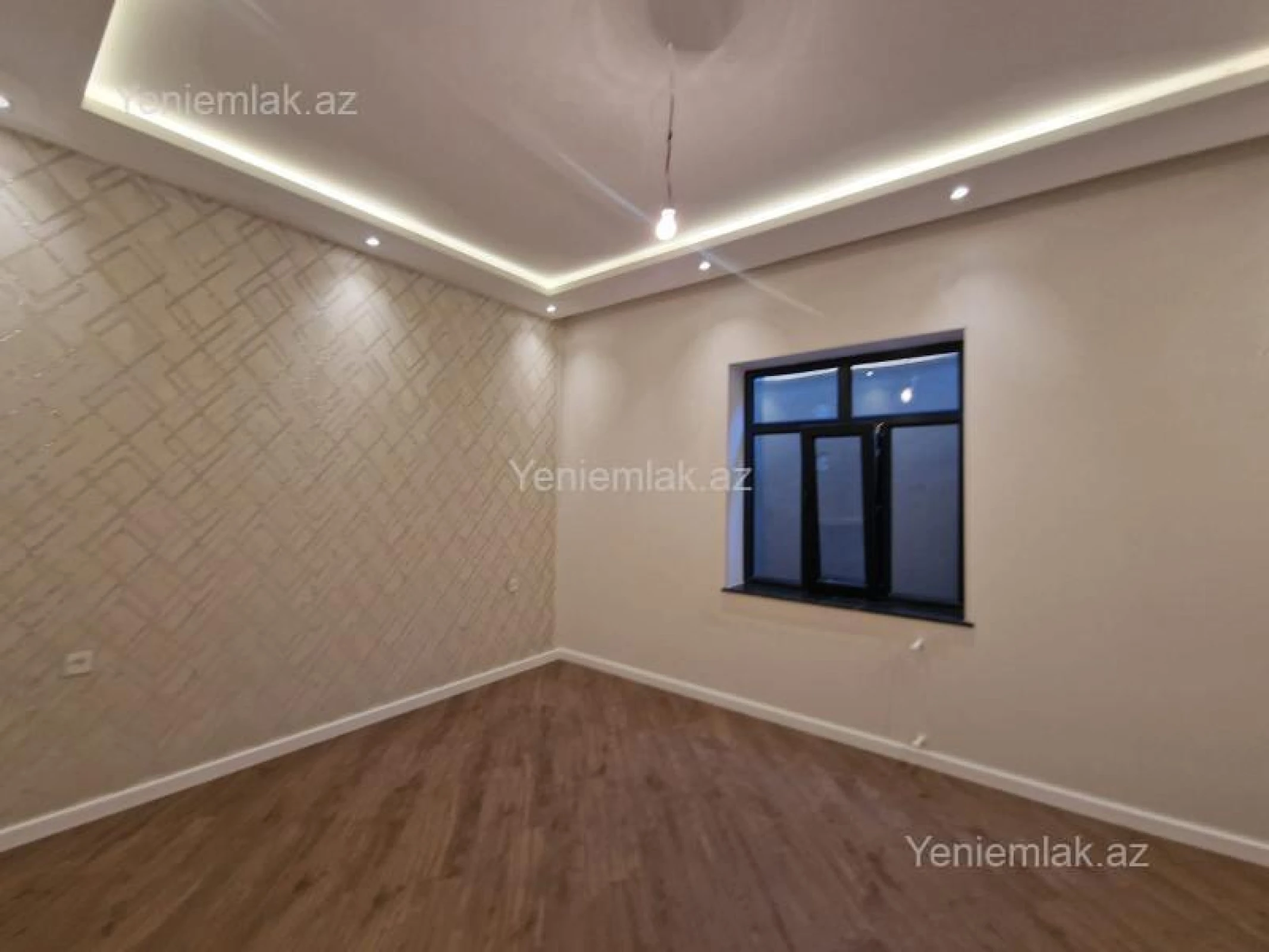 Satılır 4 otaqlı həyət evi 144 m²