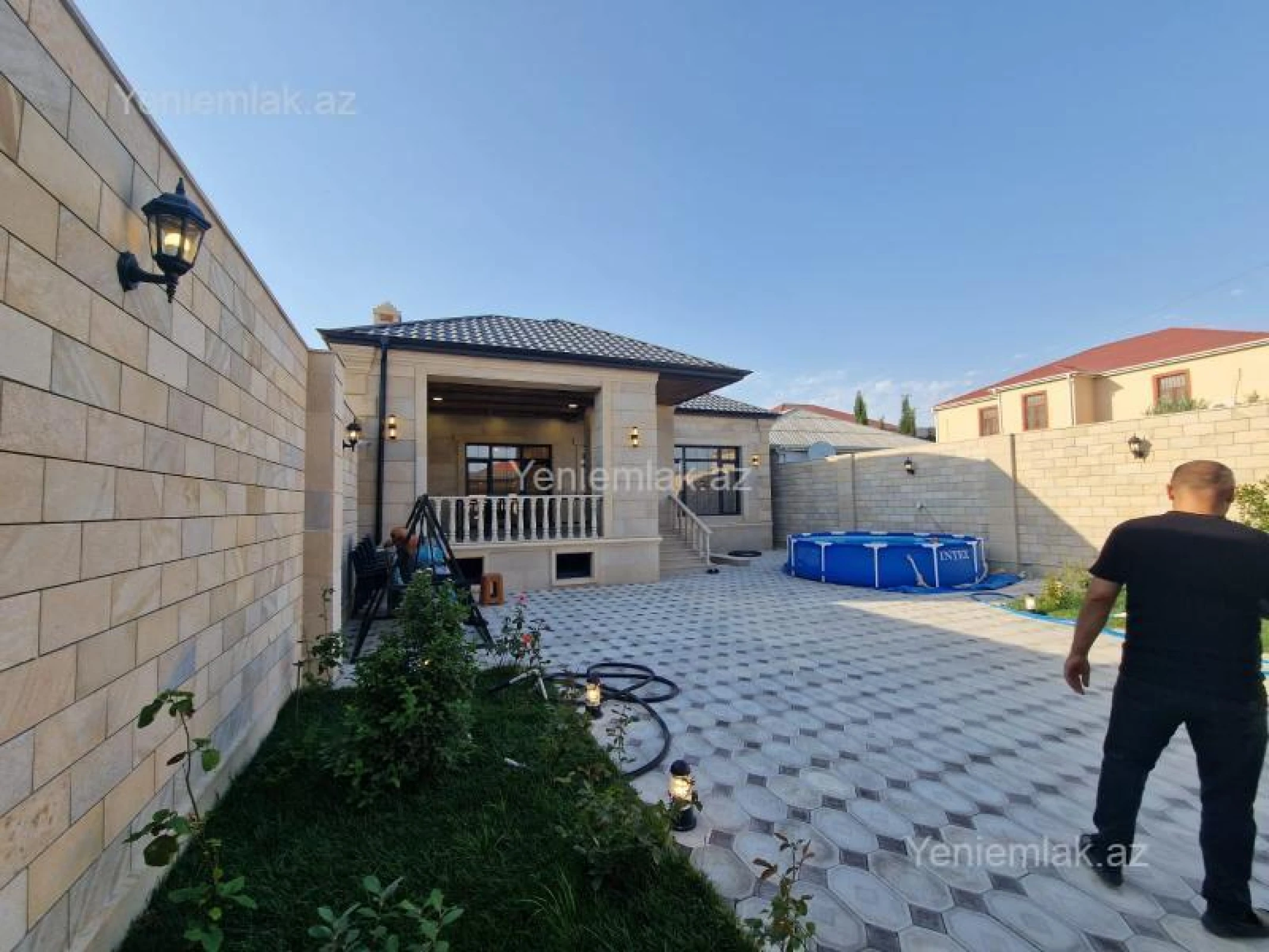 Satılır 4 otaqlı həyət evi 144 m²