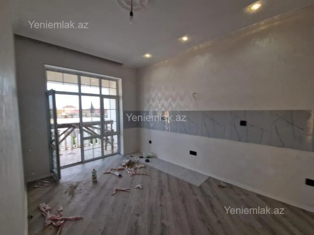 Satılır 4 otaqlı həyət evi 124 m²