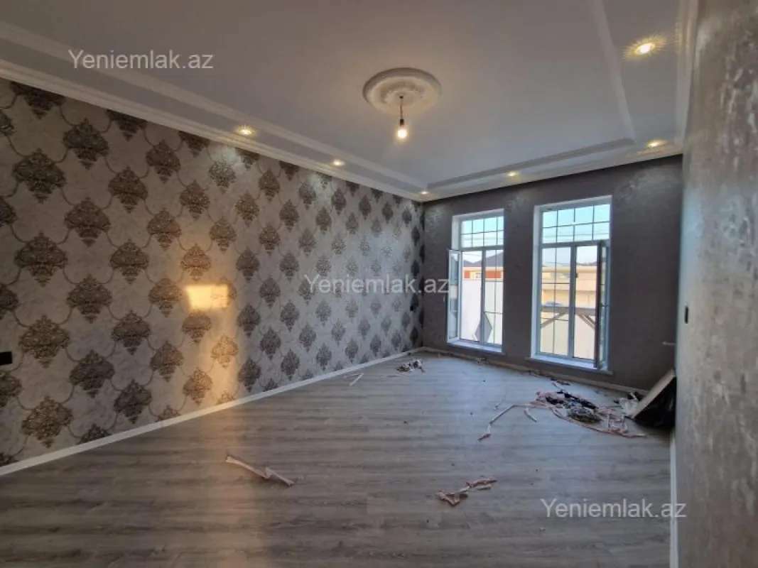 Satılır 4 otaqlı həyət evi 124 m²