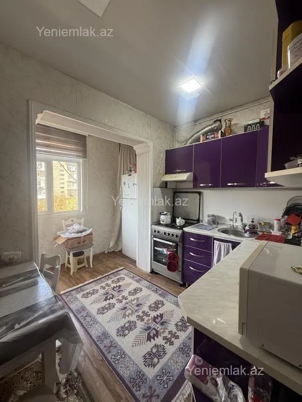 Satılır 5 otaqlı köhnə tikili 104 m²