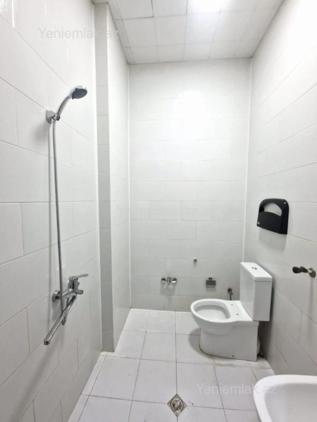 Satılır 11 otaqlı obyekt 410 m²