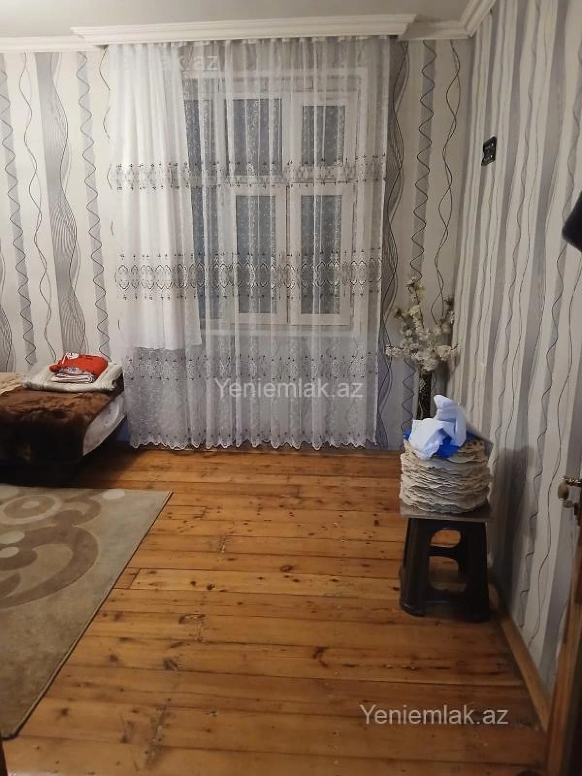 Satılır 2 otaqlı köhnə tikili 60 m²