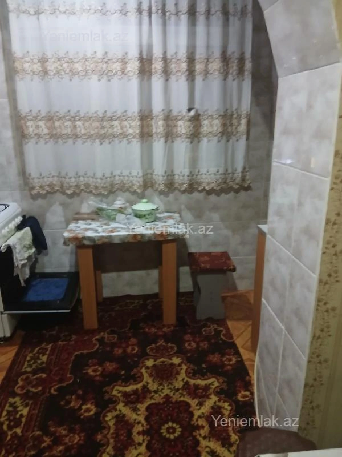 Satılır 2 otaqlı köhnə tikili 60 m²