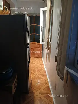 Satılır 2 otaqlı köhnə tikili 60 m²