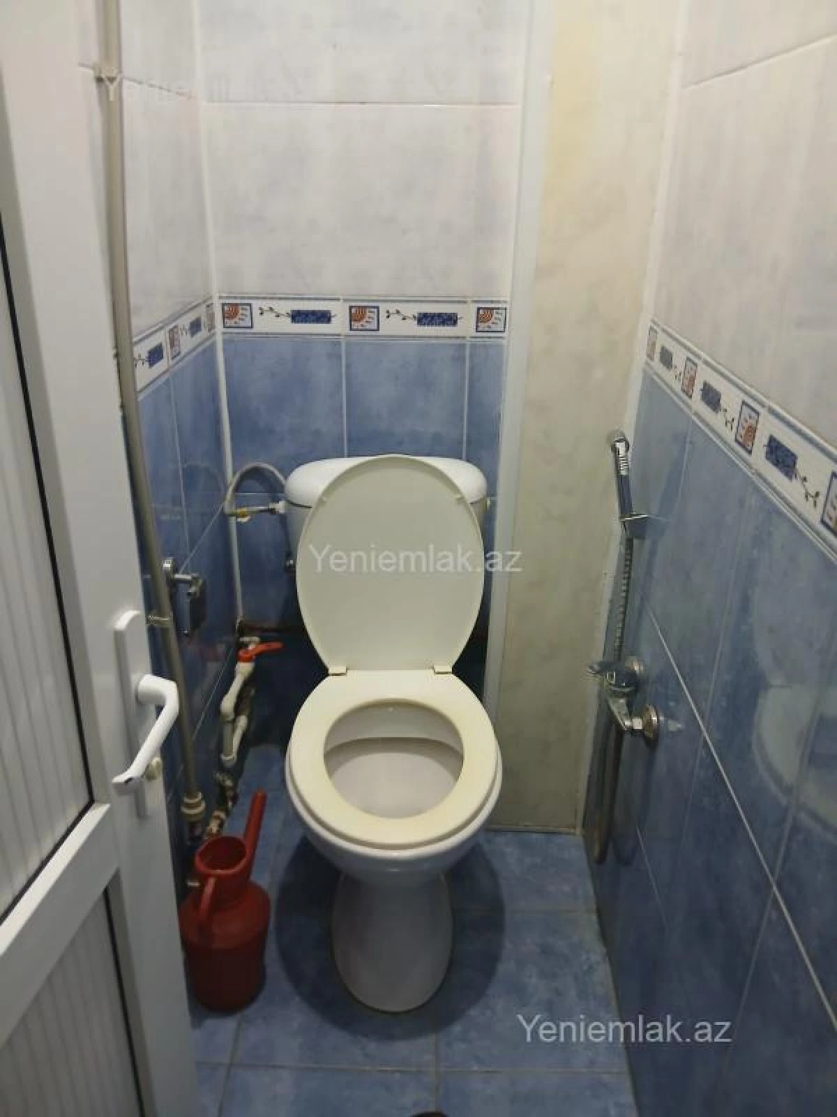Satılır 2 otaqlı köhnə tikili 60 m²