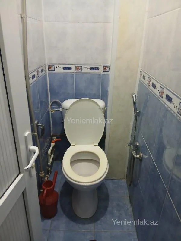 Satılır 2 otaqlı köhnə tikili 60 m²