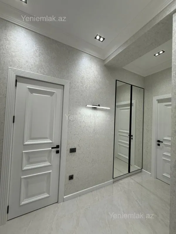 Satılır 2 otaqlı yeni tikili 70 m²