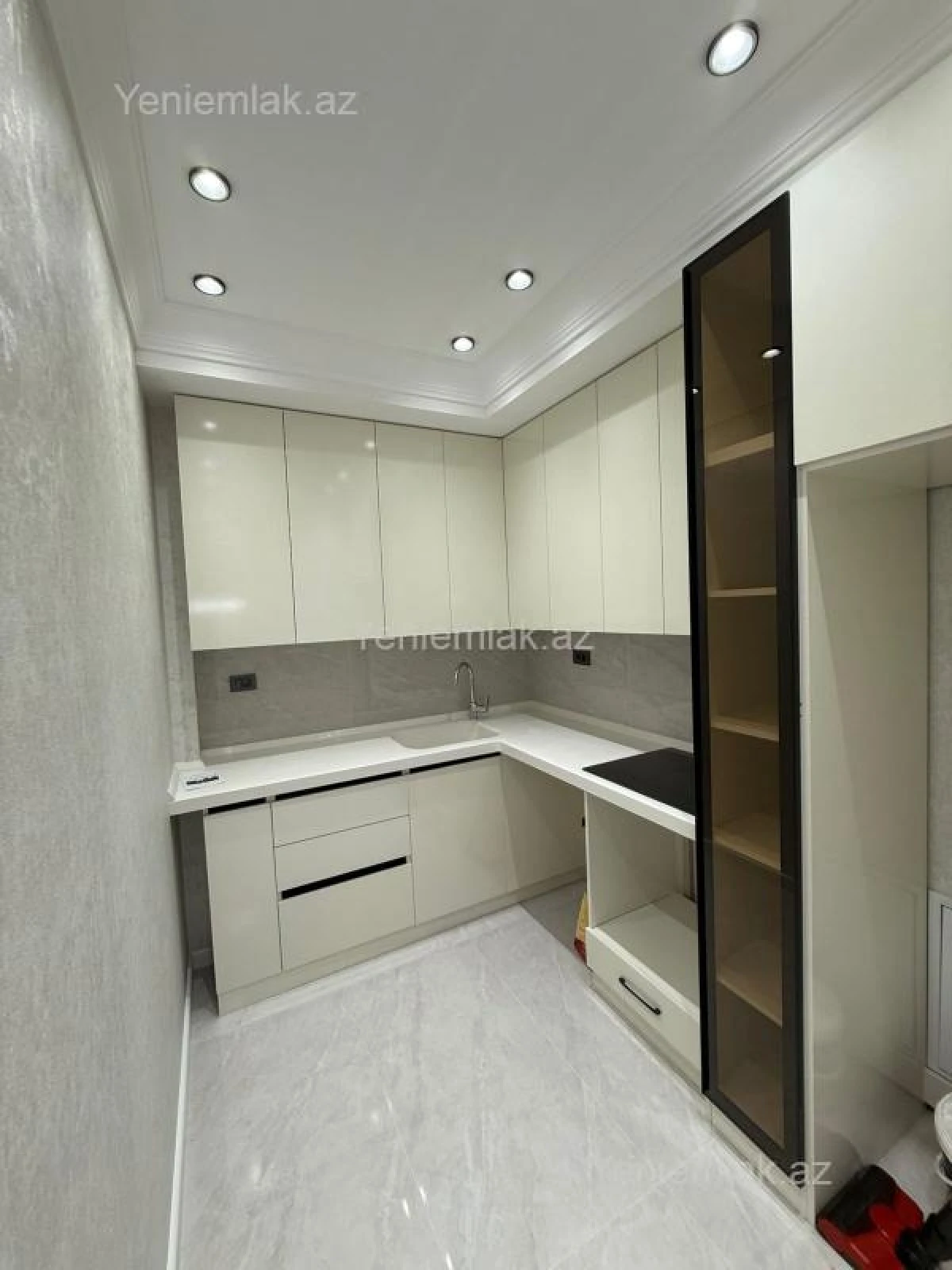 Satılır 2 otaqlı yeni tikili 70 m²