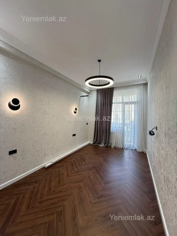 Satılır 2 otaqlı yeni tikili 70 m²