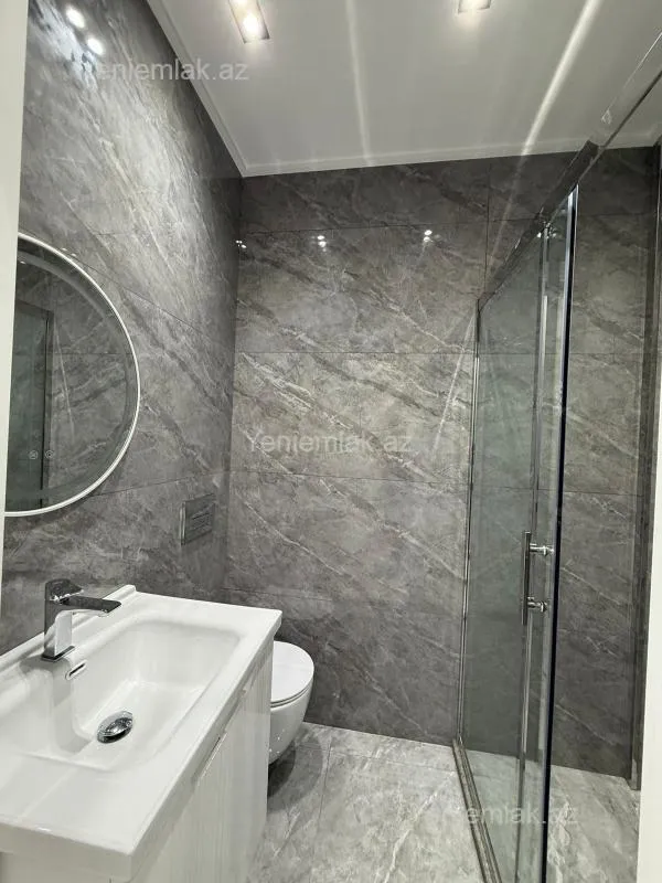 Satılır 2 otaqlı yeni tikili 70 m²