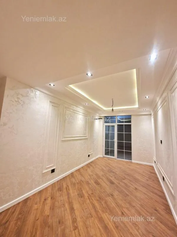 Satılır 3 otaqlı yeni tikili 115 m²