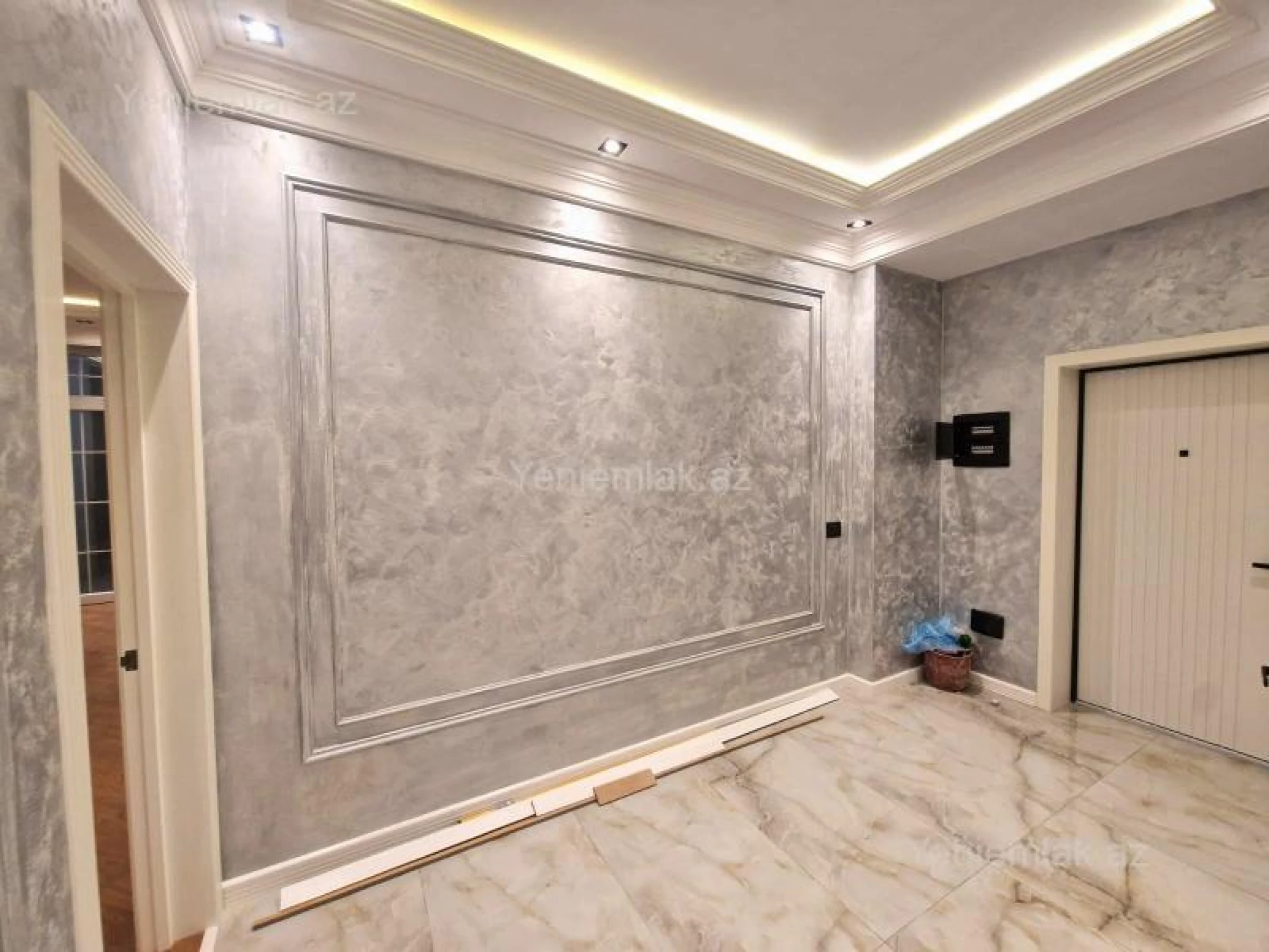 Satılır 3 otaqlı yeni tikili 115 m²
