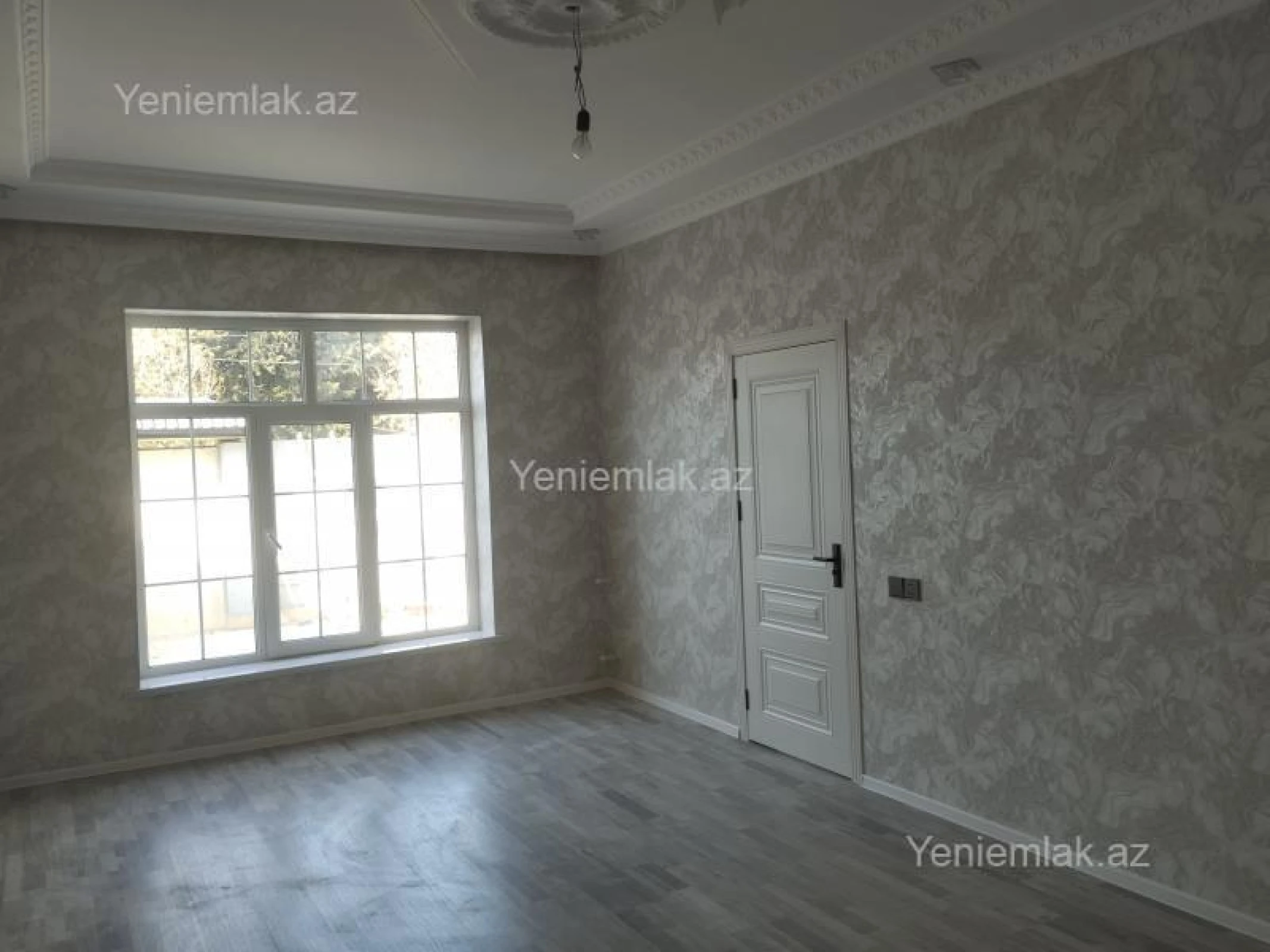 Satılır 5 otaqlı həyət evi 160 m²