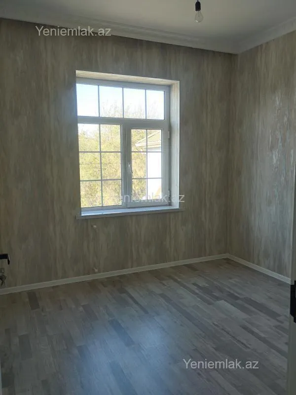 Satılır 5 otaqlı həyət evi 160 m²