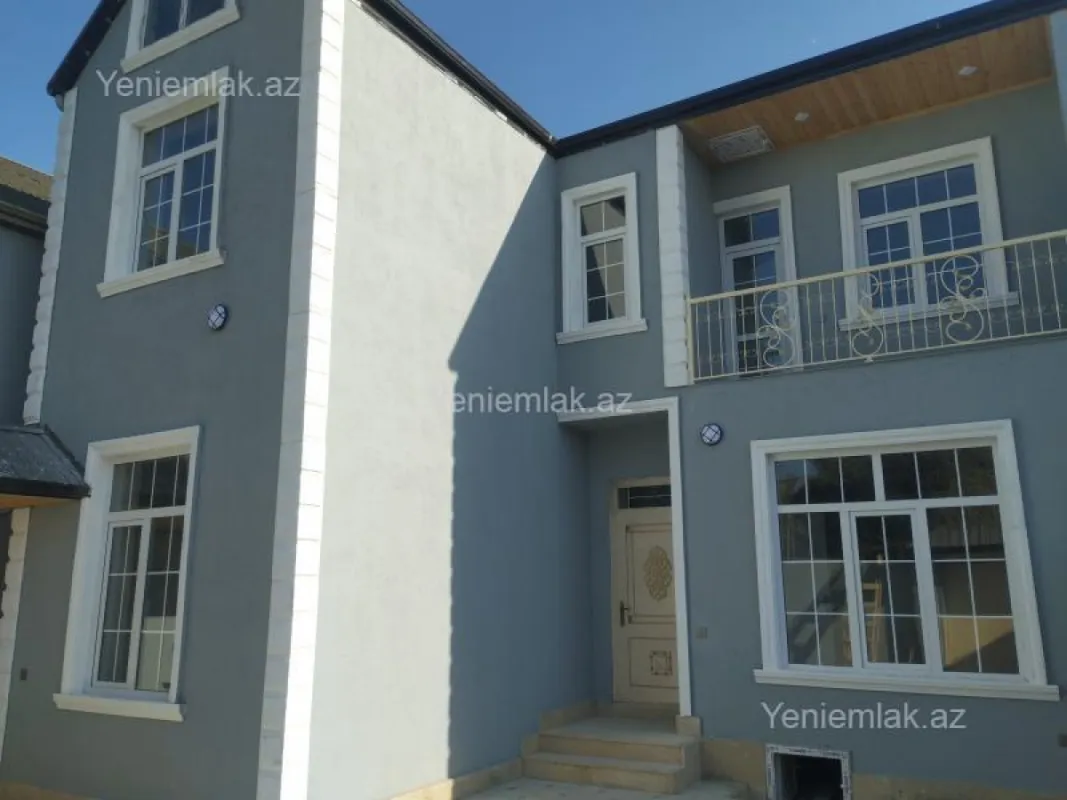 Satılır 5 otaqlı həyət evi 160 m²