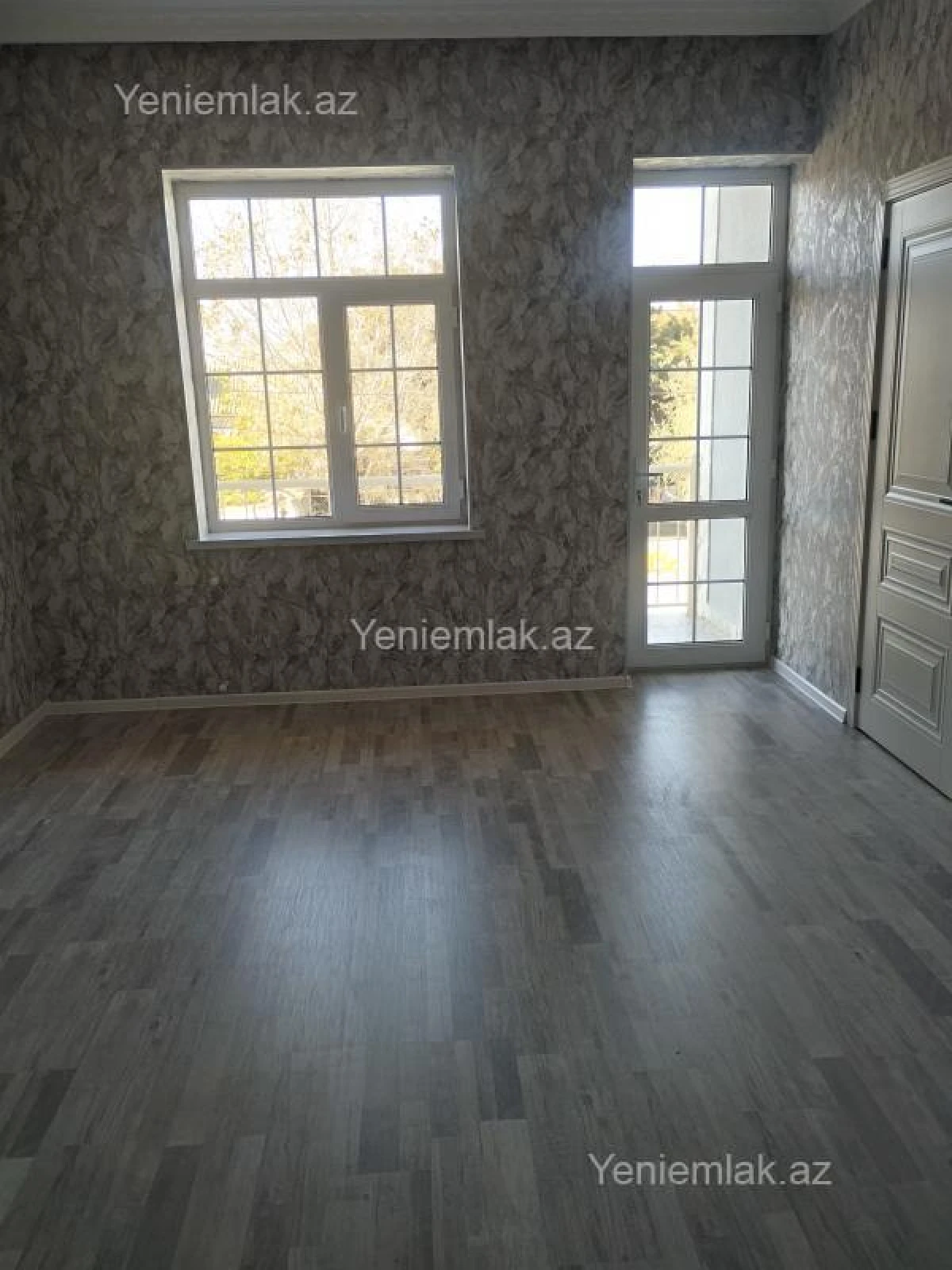Satılır 5 otaqlı həyət evi 160 m²