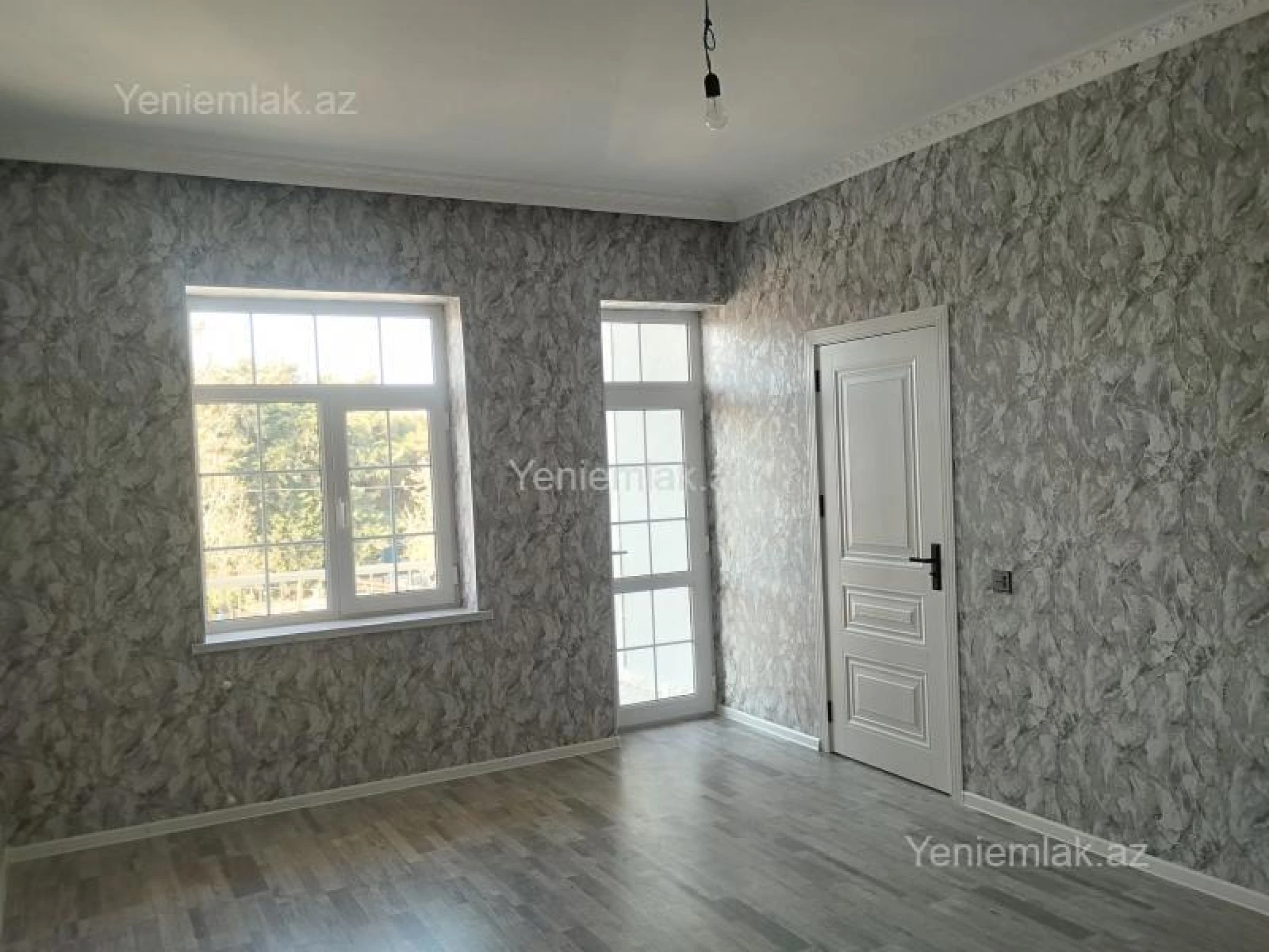 Satılır 5 otaqlı həyət evi 160 m²