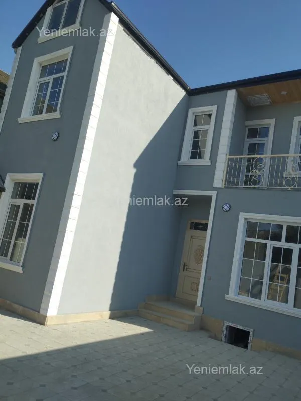 Satılır 5 otaqlı həyət evi 160 m²