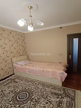 Satılır 4 otaqlı köhnə tikili 95 m²