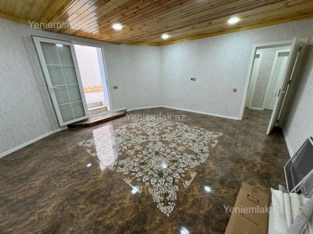Satılır 6 otaqlı həyət evi 200 m²