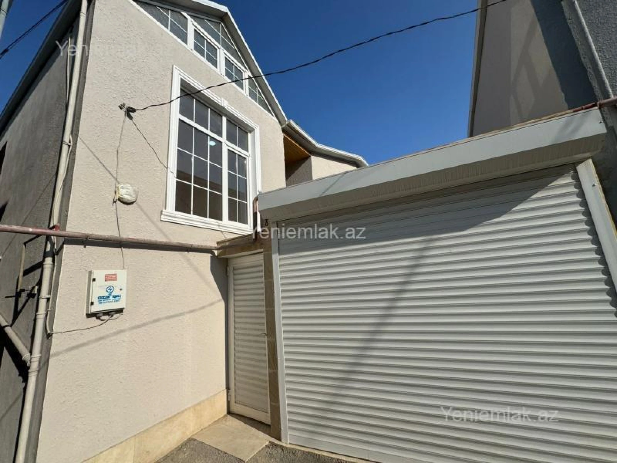 Satılır 6 otaqlı həyət evi 200 m²