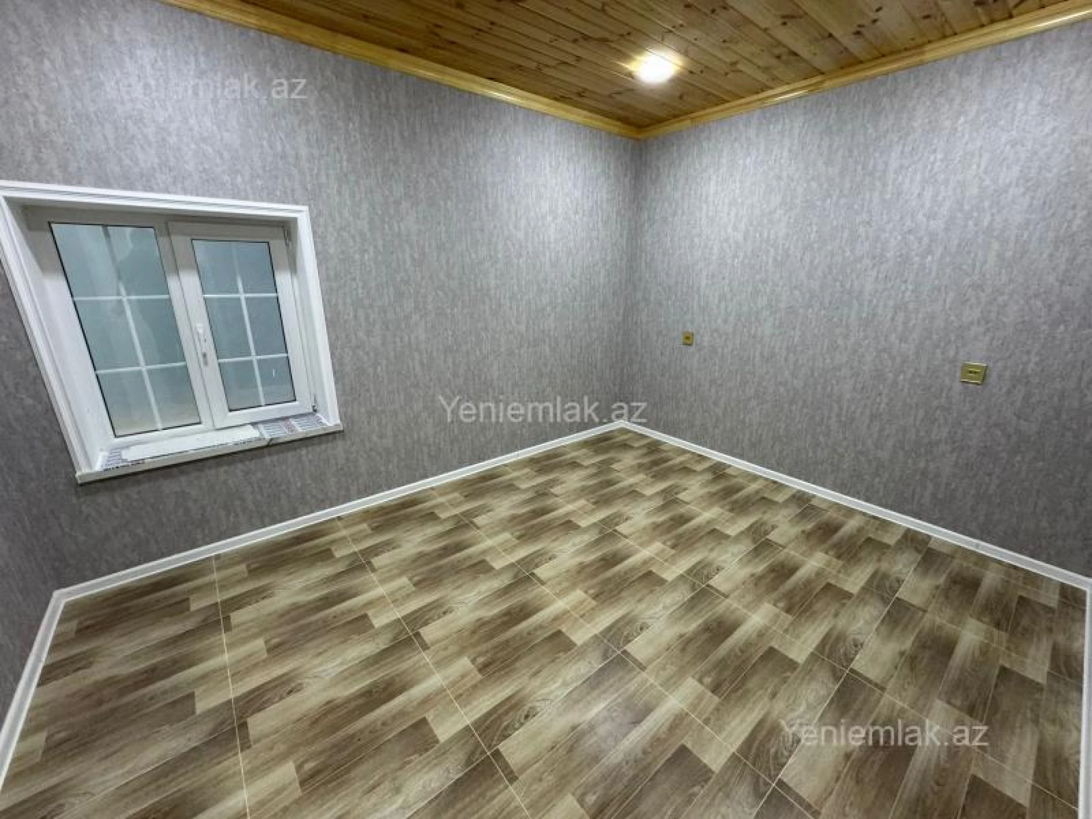 Satılır 6 otaqlı həyət evi 200 m²