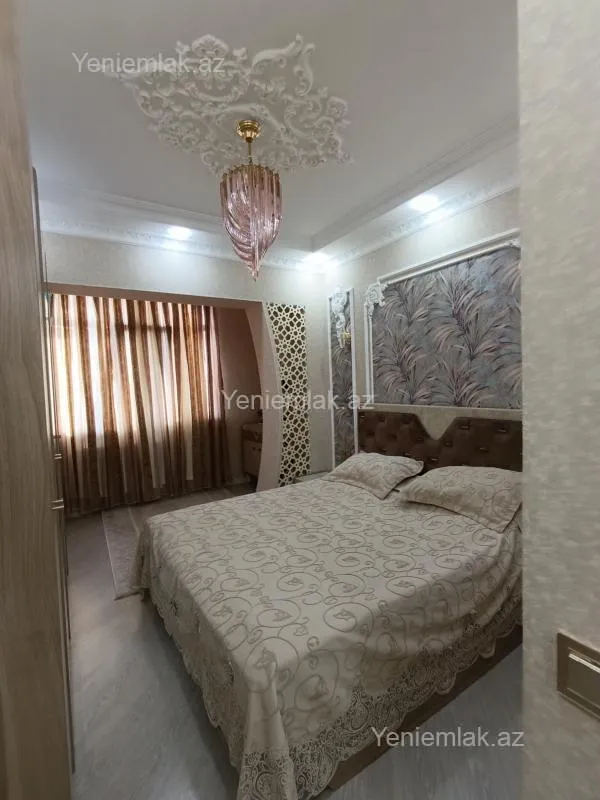 Satılır 5 otaqlı köhnə tikili 120 m²