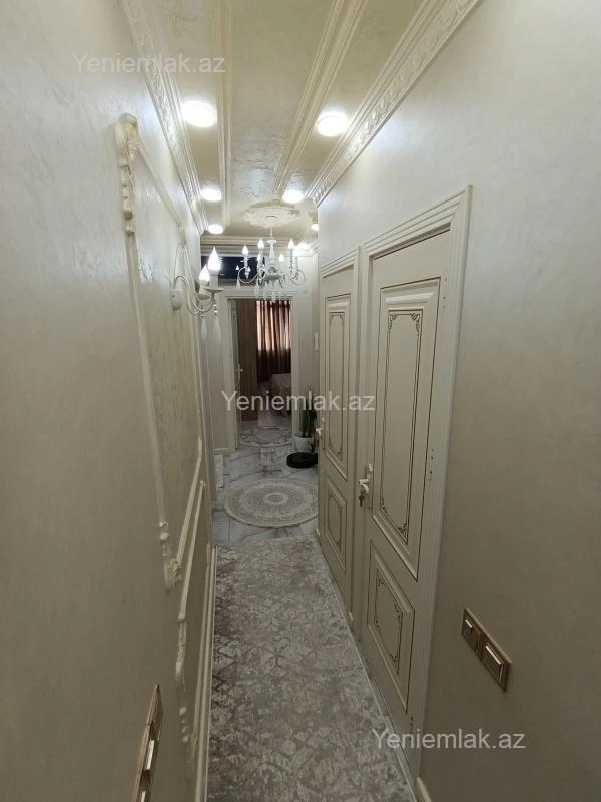 Satılır 5 otaqlı köhnə tikili 120 m²