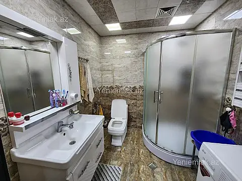 Satılır 2 otaqlı yeni tikili 70 m²