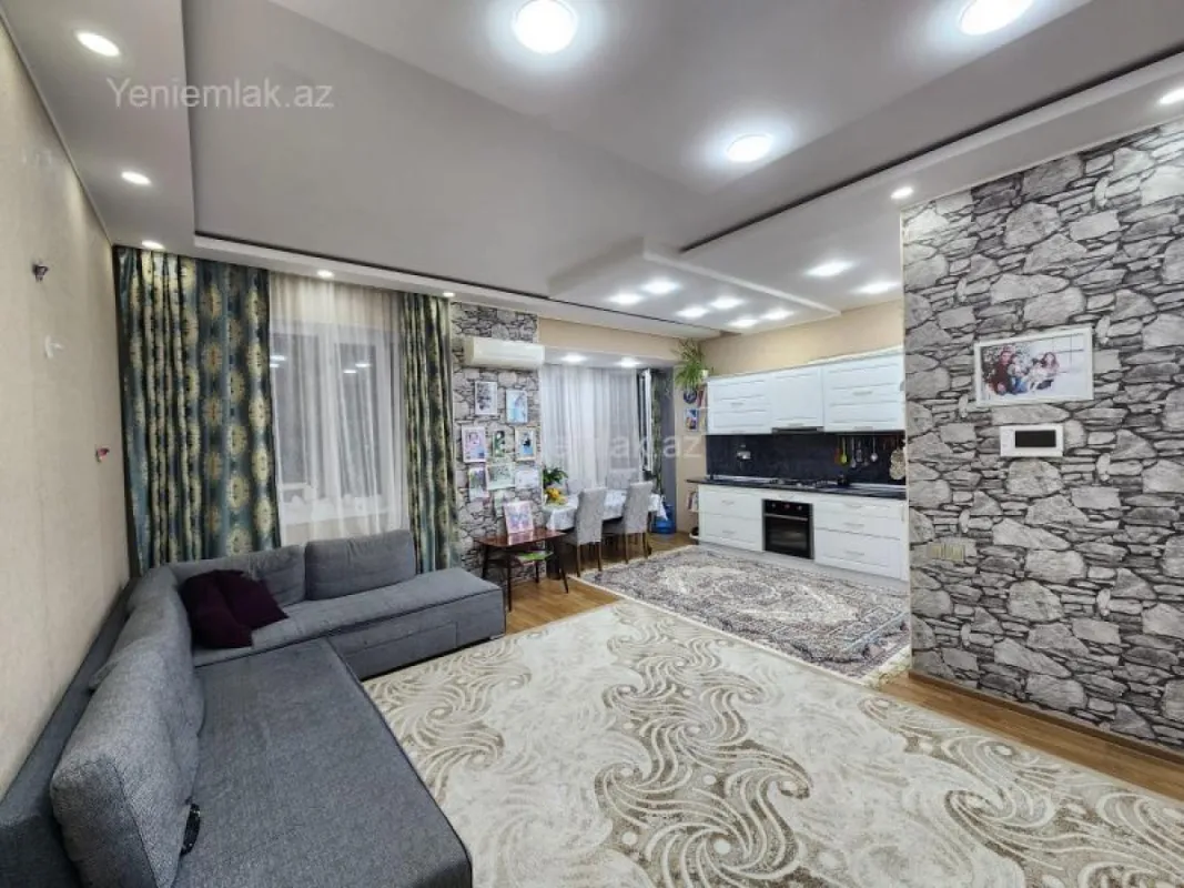 Satılır 2 otaqlı yeni tikili 70 m²