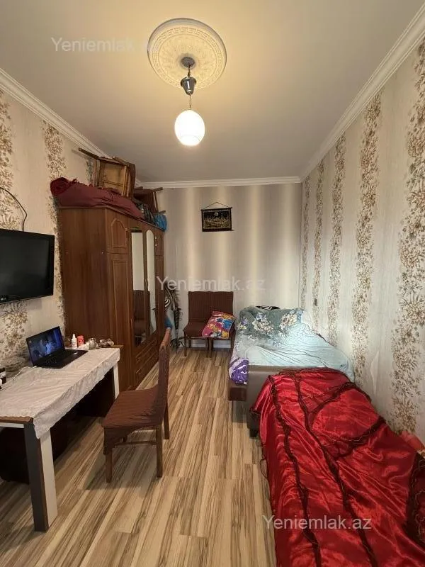 Satılır 1 otaqlı həyət evi 40 m²