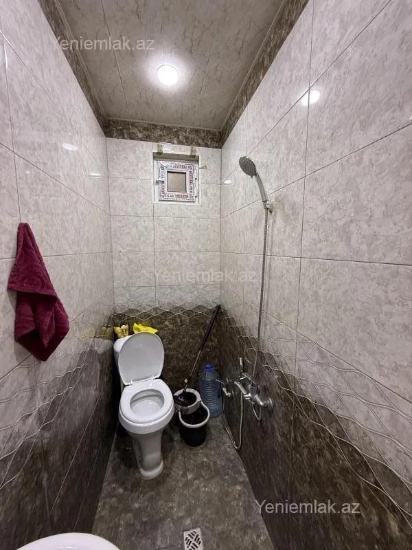 Satılır 1 otaqlı həyət evi 40 m²