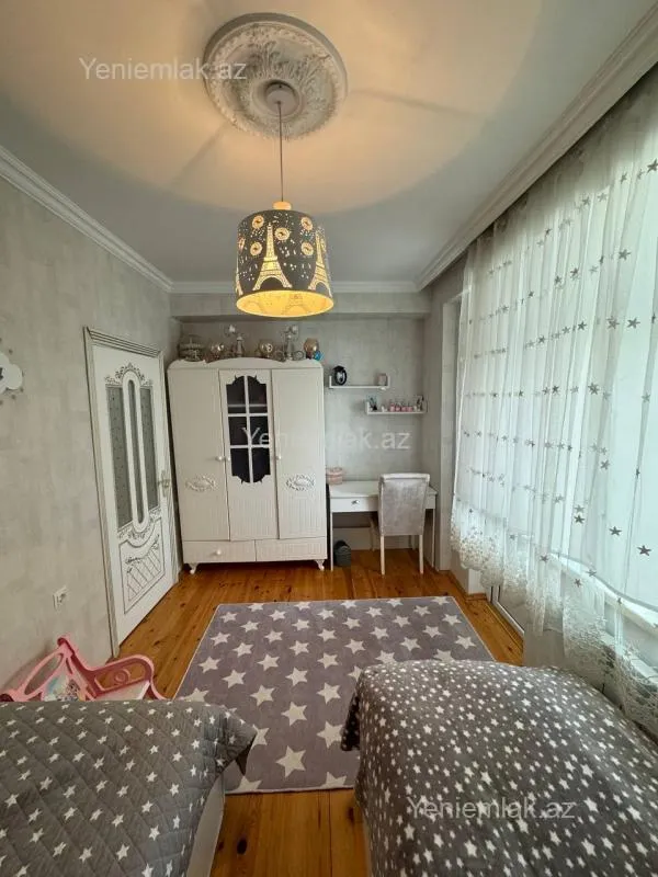 Satılır 3 otaqlı yeni tikili 73 m²