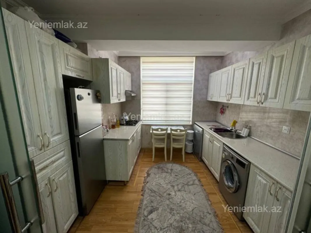 Satılır 3 otaqlı yeni tikili 73 m²