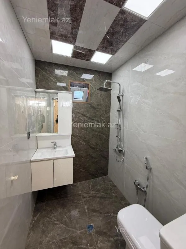 Satılır 4 otaqlı həyət evi 120 m²