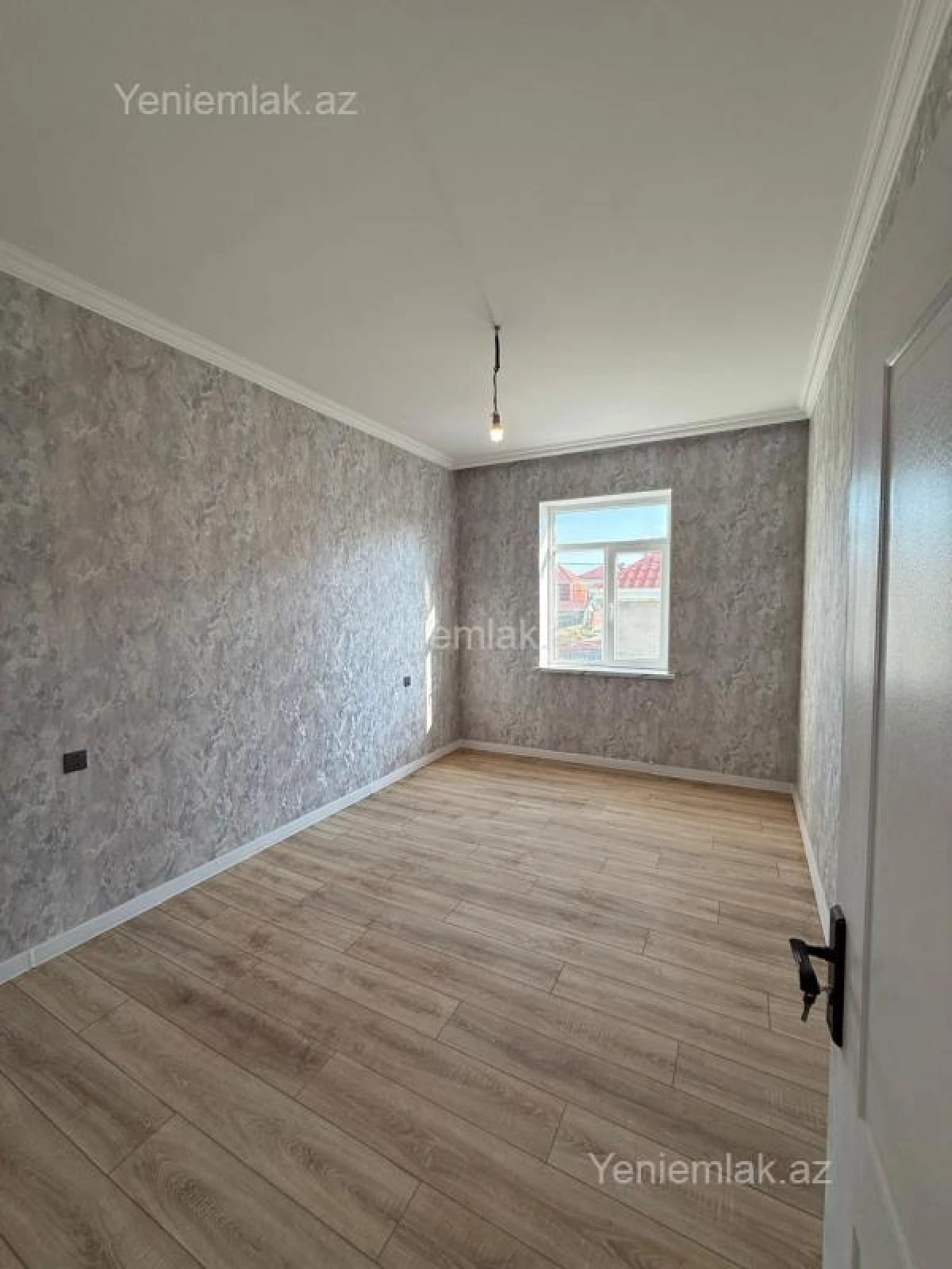 Satılır 4 otaqlı həyət evi 120 m²