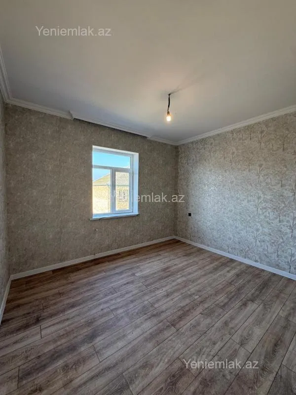 Satılır 4 otaqlı həyət evi 120 m²