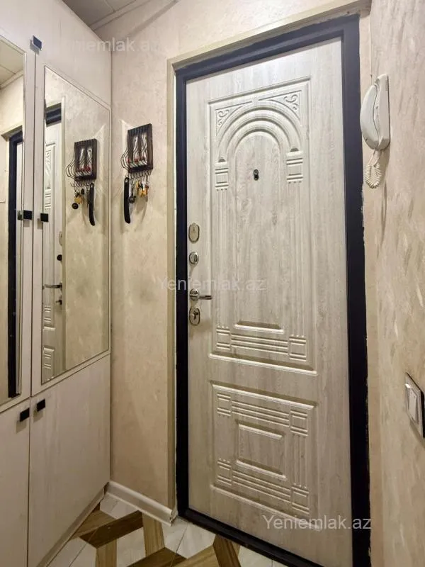 Satılır 3 otaqlı köhnə tikili 70 m²