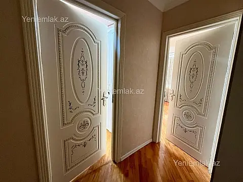 Satılır 3 otaqlı köhnə tikili 70 m²