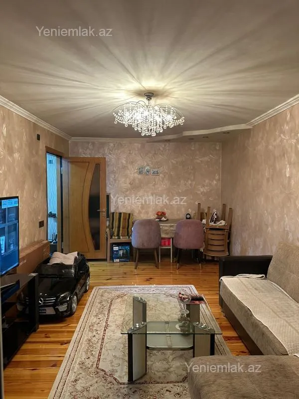 Satılır 3 otaqlı köhnə tikili 60 m²
