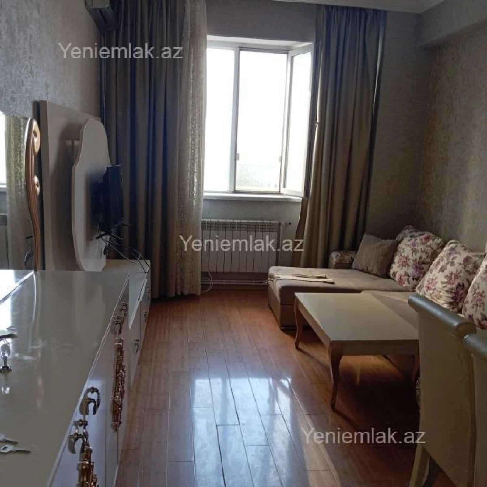 Satılır 3 otaqlı yeni tikili 76.5 m²