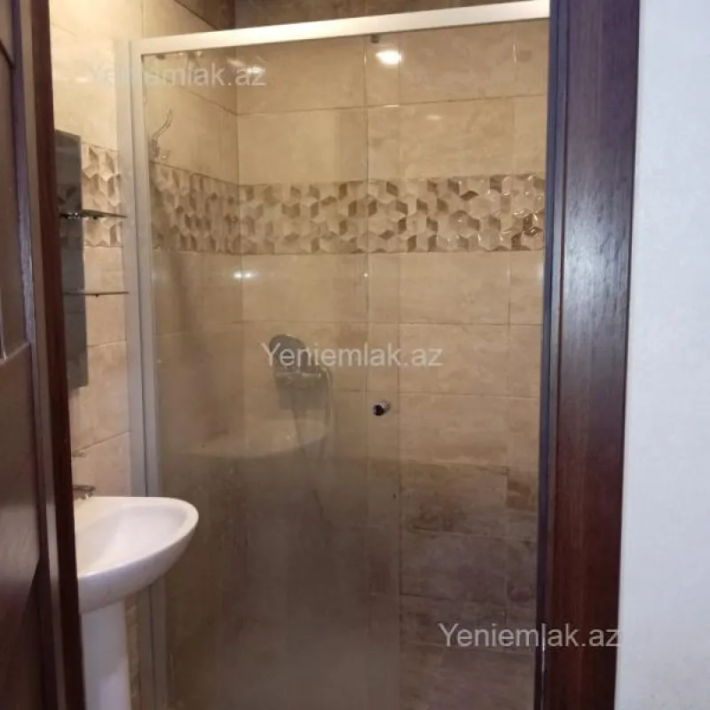 Satılır 3 otaqlı yeni tikili 76.5 m²