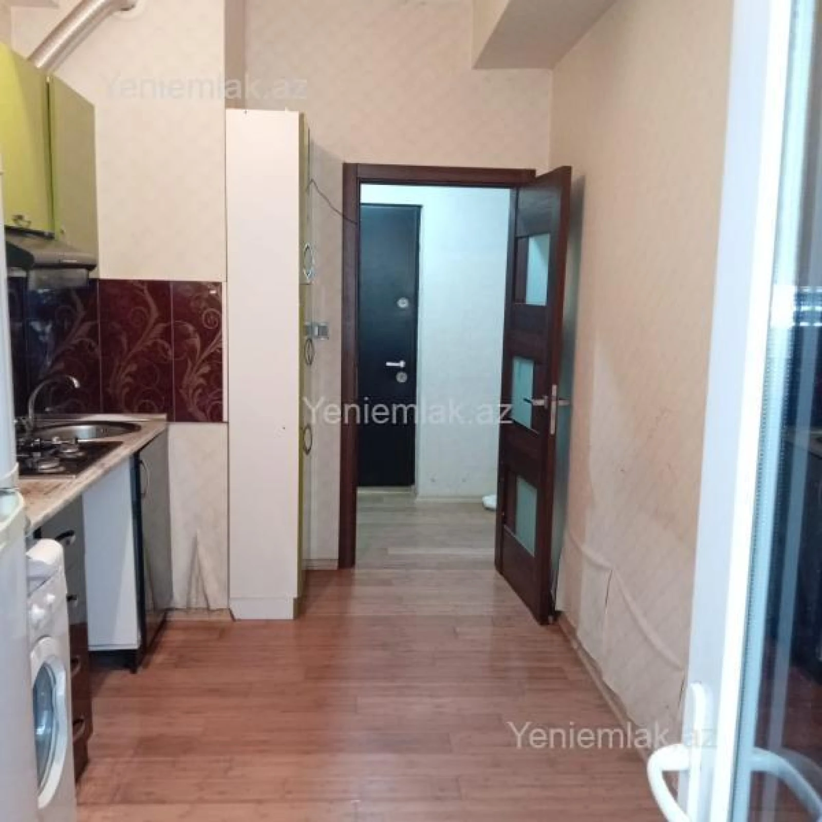 Satılır 3 otaqlı yeni tikili 76.5 m²